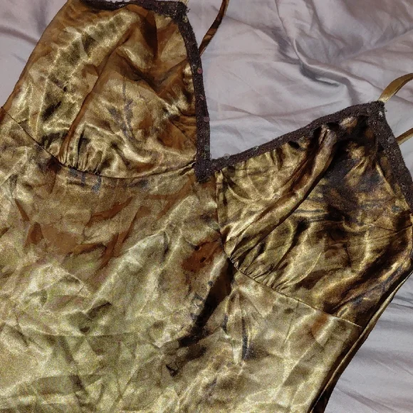 🦄VINTAGE🦄 Xhilaration Copper Silky Camisole - Picture 2 of 4